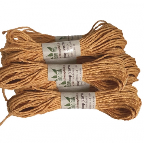 przędza konopna ręcznie barwiona, hemp yarn.