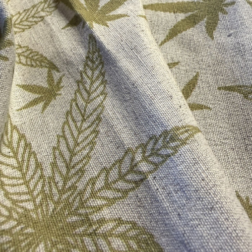 Tkanina Bawełniano Konopna z Nadrukiem w Liście