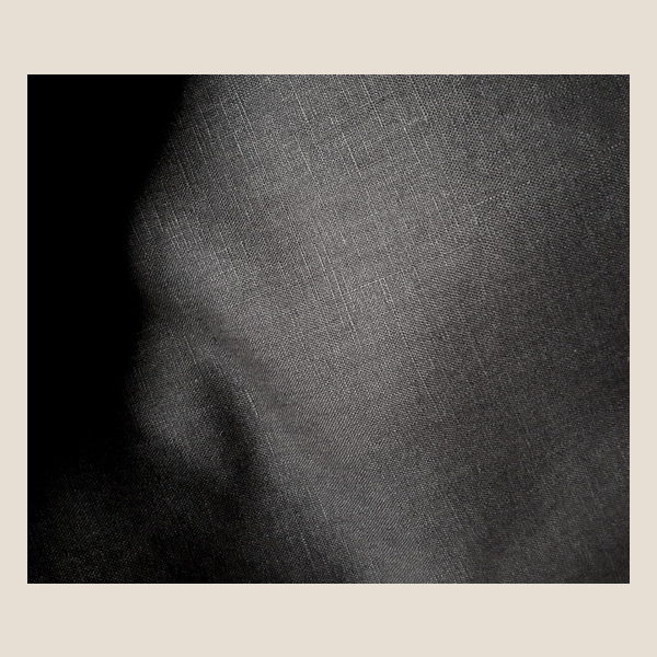 len czarny, black linen.