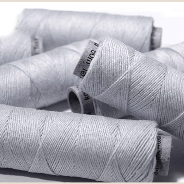 nici lniane, linen threads.