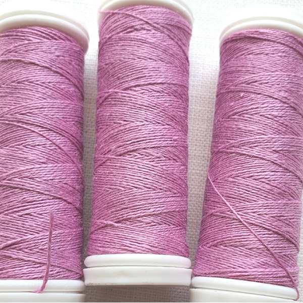 nici lniane 70 m, linen thread 70 m.