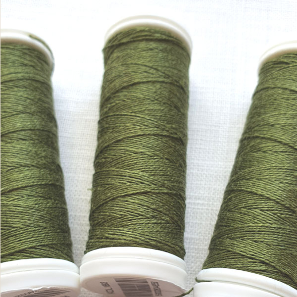 nici lniane zielony karczoch, Artichoke Green linen threads.