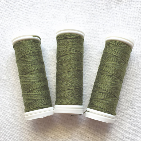 nici lniane zielony karczoch, Artichoke Green linen threads.