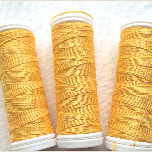 nici lniane żółte, yellow linen threads.