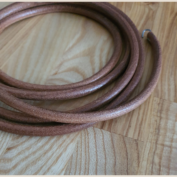 pasek skóra do starej maszyny, leather belt for old sewing machine.