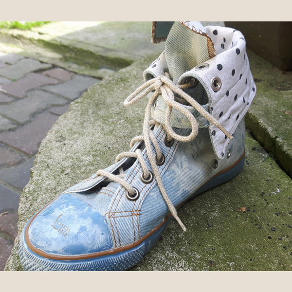 sznurówki lniane, linen shoelaces.